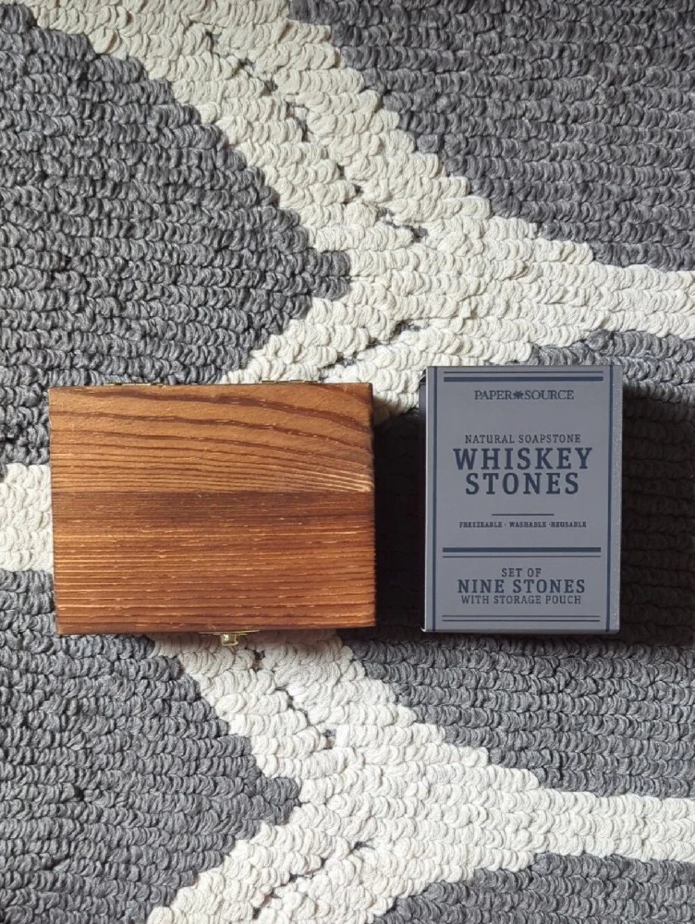 Brand New Natural Soapstone Whiskey Stones Freezable Washable Reusable
